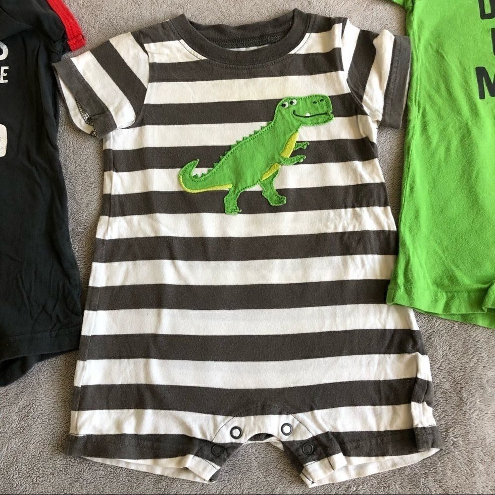 Carter’s Short Sleeve Rompers(lot of 3) - Picture 7 of 13